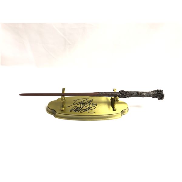 Harry Potter Daniel Radcliffe Signed Wand Stand