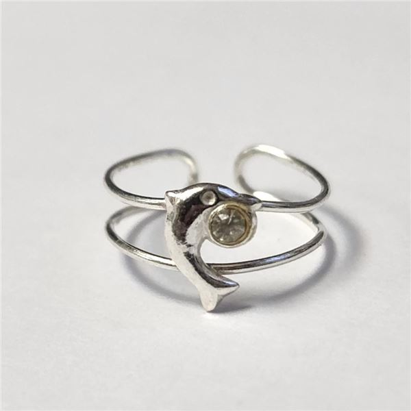 Silver Cz Ring (~Size )(Ring is resizable for $40) (~length inches), Suggested Retail Value $30