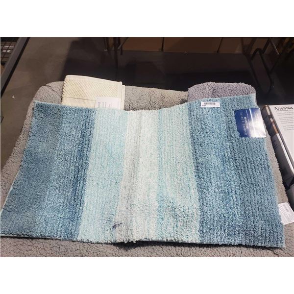Ombre Stripe Timeless Bath Rug 20x33 in
