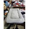Image 1 : Memory Foam Dog Bed