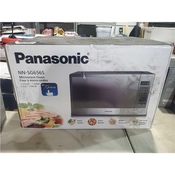 Panasonic NN-SG656S 1.3Cu.Ft. 1100W Microwave Oven