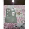 Image 1 : 4 pc Reversible Comforter Set Twin