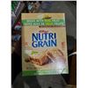Image 2 : Kellogs Nutri Grain Apple Cinnamon Cereal Bars Case 3x590g