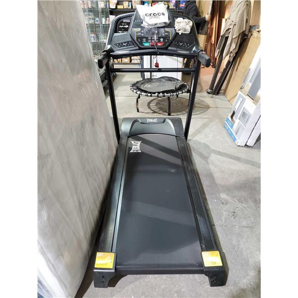 Everlast Digital Treadmill with Incline - Power Cord in Bag TESTED WORKS FLOOR MODEL