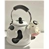 Image 2 : Cow Inspired Kettle