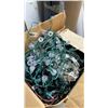 Image 2 : BOX OF CHRISTMAS LIGHTS