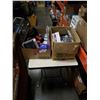 Image 1 : TRAY AND BOX OF KITCHEN AND HOUSEHOLD ITEMS,