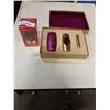 Image 1 : GUESS GOLD PERFUME GIFT SET AND OSCAR DE LA RENTA RUBY VELVET PERFUME