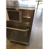 Image 3 : MERRYCHEF COMMERCIAL OVEN WORKING