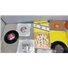 Image 2 : LOT OF VINYL RECORDS SOME LISTED AS NON BREAKABLE