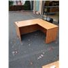 Image 1 : 2 PIECE EXECUTIVE CORNER DESK