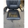 Image 2 : LEATHER GAS LIFT OFFICE CHAIR