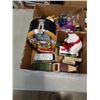 Image 2 : 3 BOXES OF COLLECTIBLES MINI JUKEBOX, FIGURES, DIE CAST AND MORE