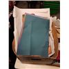 Image 2 : 2 BOXES OF PASTELS, CALLIGRAPHY SET AND PAPER
