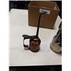 Image 2 : VINTAGE COLEMAN 530 KEROSENE STOVE AND OIL CAN