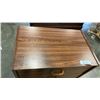 Image 2 : 4 DRAWER DRESSER