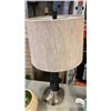 Image 11 : 2 TABLE LAMPS, VASES, FIGURE