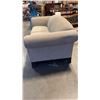 Image 2 : UPHOLSTERED SOFA