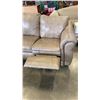 Image 8 : LEATHER 3 PIECE RECLINING SECTIONAL SOFA