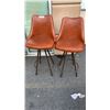 Image 1 : 2 BAR STOOLS