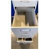 Image 4 : BEIGE 4 DRAWER FILING CABINET