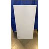Image 7 : BEIGE 4 DRAWER FILING CABINET