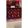 Image 8 : 4 BOXES OF XMAS ORNAMENTS AND DECOR