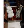 Image 2 : 3 BOXES OF XMAS FIGURES, STATUE SCENES AND MORE