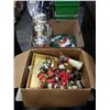 Image 1 : 2 BOXES AND TRAY XMAS DECOR AND FIGURES
