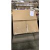 Image 1 : CHANDELIER IN BOX