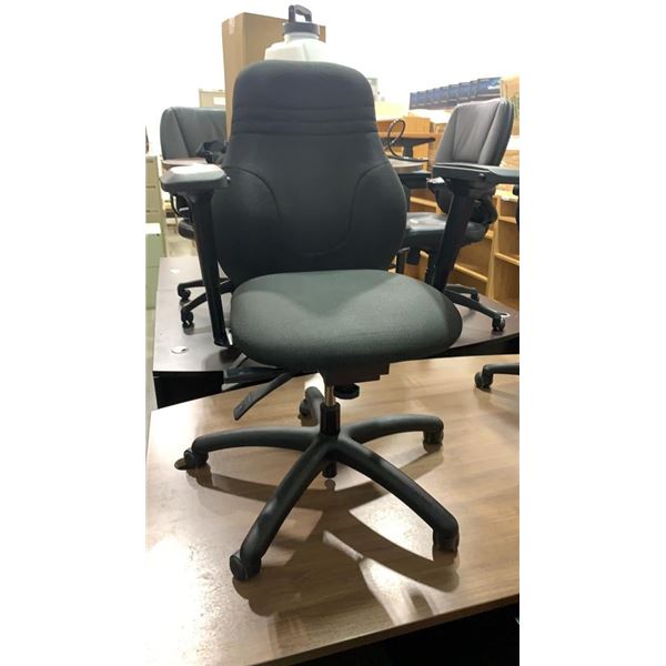 BASICS ADJUSTABLE OFFICE CHAIR