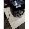 Image 2 : BELLA PRO SERIES 9QT TRIZONE AIR FRYER TESTED AND WORKING, RETAIL $349