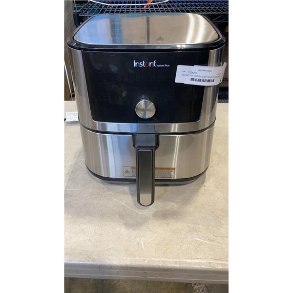 INSTANT POT VORTEX 6 AIR FRYER TESTED AND WORKING, RETAIL $199