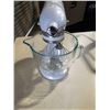Image 2 : NEW OUT OF BOX KITCHENAID ARTISAN DESIGN 5QT 325-WATT TILT HEAD STAND MIXER WITH ACCESSORIES, RETAIL