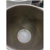 Image 4 : 2 MICA PLANTERS