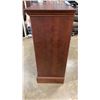 Image 8 : 9 DRAWER DRESSER