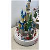 Image 4 : 2 ANIMATED CHRISTMAS DECORATIONS - DISNEY AND OTHER