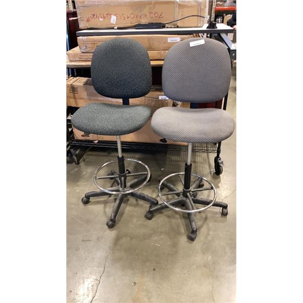 2 GAS LIFT ROLLING CHAIRS