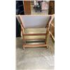 Image 3 : ADJUSTABLE ART TABLE