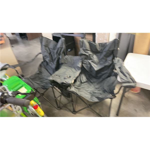 DOUBLE FOLDING CAMP CHAIR