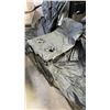 Image 3 : DOUBLE FOLDING CAMP CHAIR