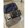 Image 5 : HIGH SIERRA DUFFLE BAG, TITAN COOLER, SKATEBOARD FLOOR MAT AND ROOTS COOLER