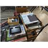 Image 1 : 4 WEIGHT SCALES, 2 DIGITAL PHOTO FRAMS AND CALCULATORS