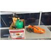 Image 1 : BOX  OF 3 SPRAYERS AND LAWN TRACTOR SPRINKLER