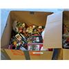 Image 2 : 2 BOXES OF XMAS FIGURES AND DECOR