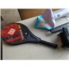 Image 2 : YARDWORKS CORDLESS BLOWER NEEDS BATTERY WITH CHARGER, TENNIS RACKET AND STEAMTEK STEAM MOP