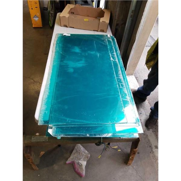 FIVE 4 X 2 FOOT SHEETS OF GREEN PLEXI