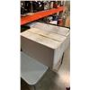 Image 1 : 2 CASES OF JUNIOR TOWELS NAPKIN REFILLS