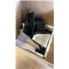 Image 9 : LOT OF LIGHT FIXTURES