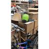 Image 1 : PALLET OF ESTATE GOODS